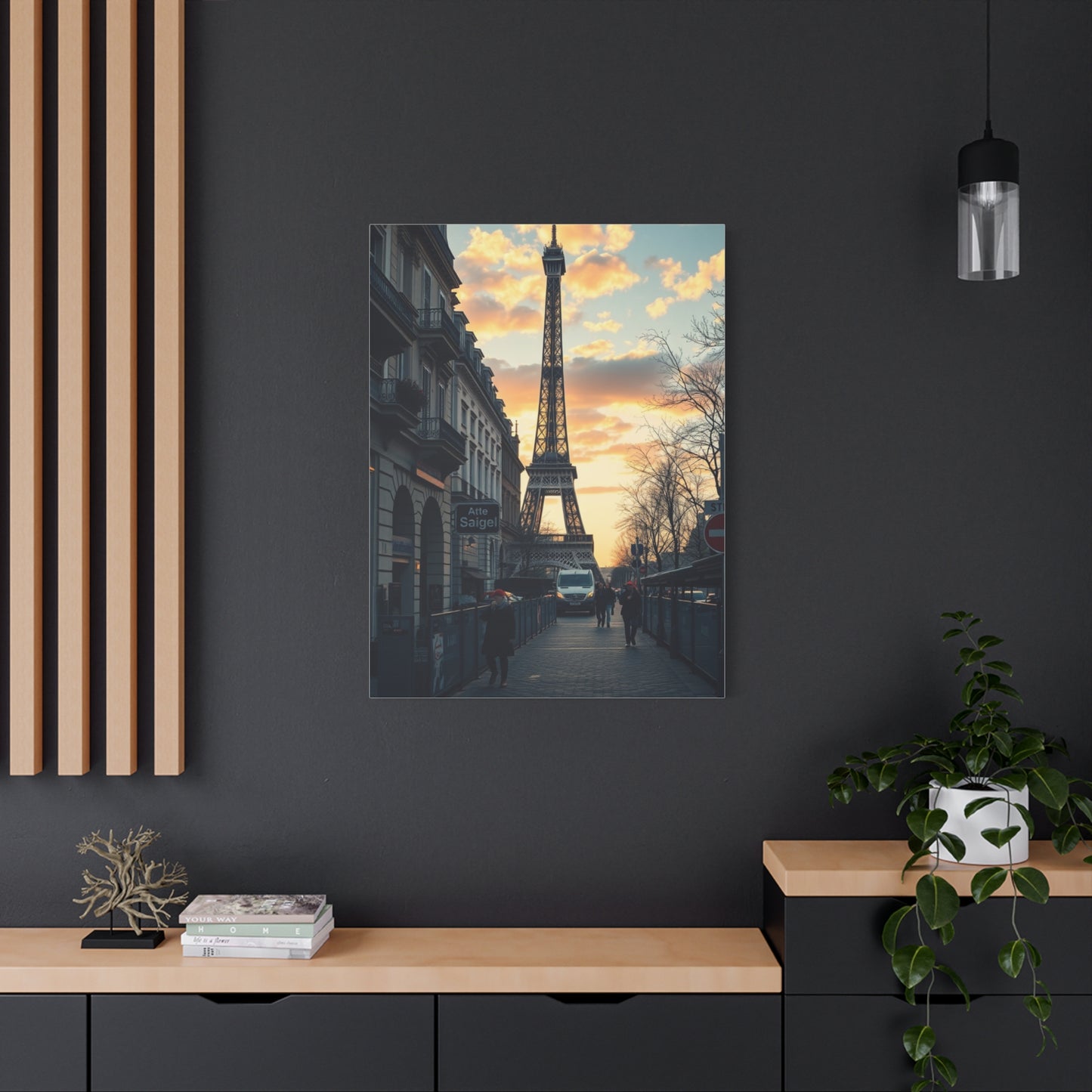 Parisian Éclat Canvas